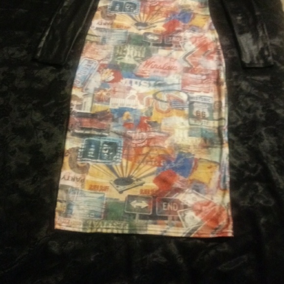 Midi long sleeve fitted dress - Picture 2 of 3